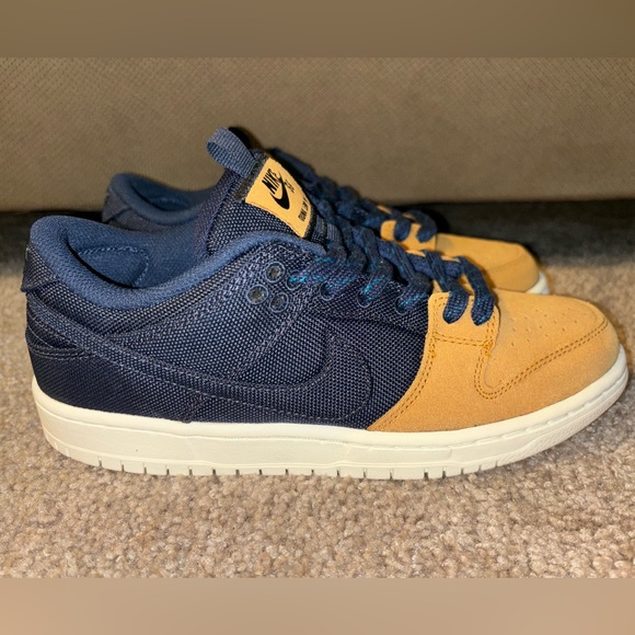 Nike Sb Dunk- Desert Ochre and Midnight Navy - Picture 4 of 8